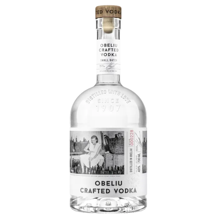 Водка Obeliu Crafted 40%, 0,7 л