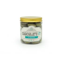 MANDELES KARAMELIZĒTAS BALTAJĀ ŠOKOLĀDĒ AR MATCHA PULVERI 150G CHOCOLATE IT