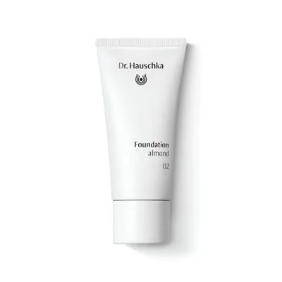 Dr. Hauschka tonālais krēms 02 almond 30 ml