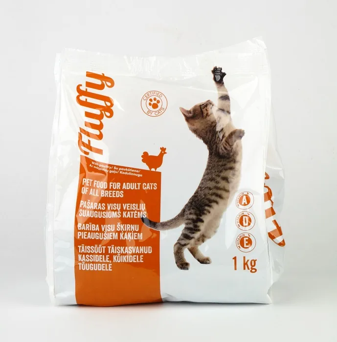 SAUSĀ BARĪBA PIEAGUŠIEM KAĶIEM FLUFFY AR MĀJPUTNU GAĻU, 1KG