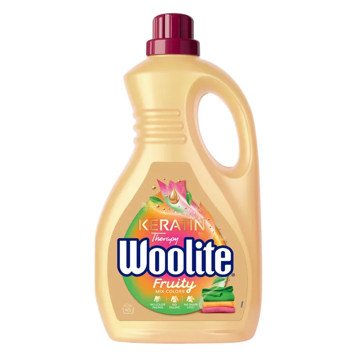 ŠĶIDRAIS MAZGĀŠANAS LĪDZEKLIS WOOLITE KERATIN THERAPY FRUITY KRĀSAINIEM APĢĒRBIEM 2,7L