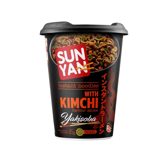 ĀTRI PAGATAVOJAMĀS NŪDELES SUN YAN YAKISOBA AR KIMCHI GARŠAS MĒRCI 85G