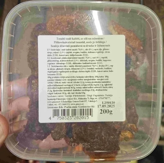 TOMĀTI GEMOSS SAULĒ KALTĒTI AR ZAĻUMIEM 200G