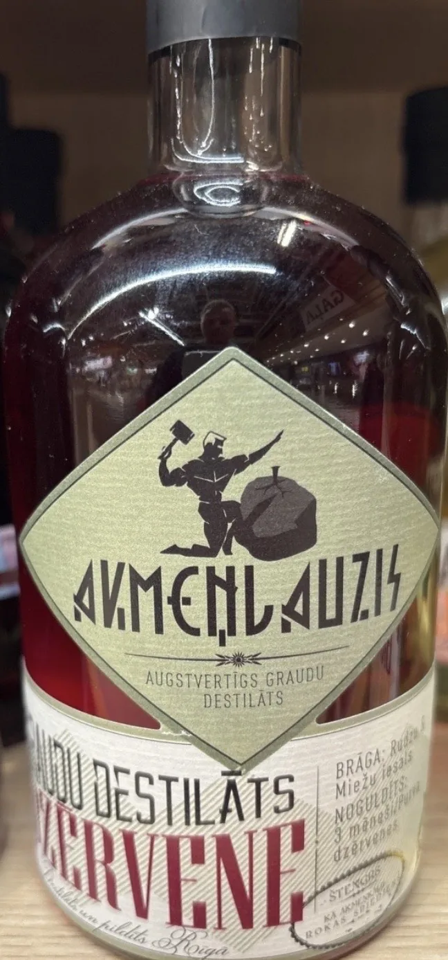 Graudu destilāts dzērvene 36% 500 ml